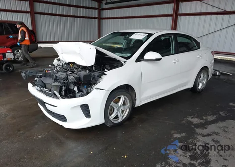 2020 Kia Rio S z USA, uszkodzony, nr VIN 3KPA24AD4LE312244